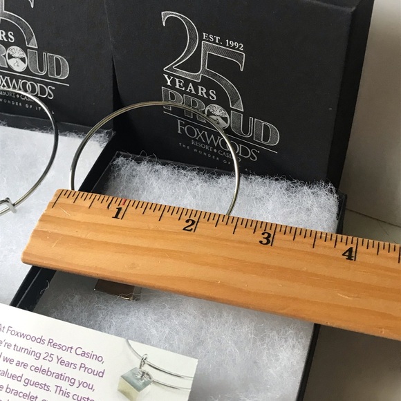 Two anniversary bracelet Foxwoods casino - Picture 7 of 7